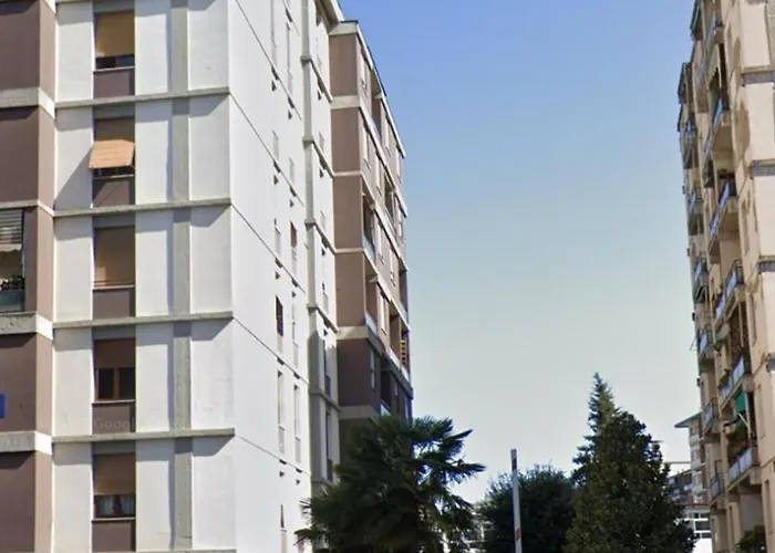 Piazza Puccini Deluxe Apartment Florenz